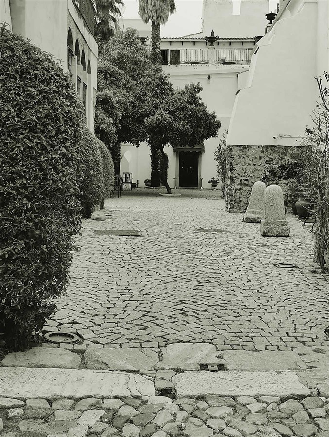 Terrasse und Hof in Portugal
